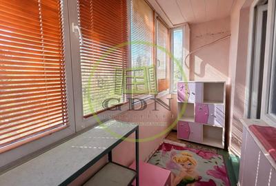 Apartament cu 3 camere decomandat, mobilat în Pajura - 10