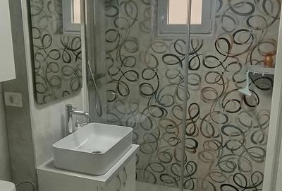 Apartament cu 2 camere decomandat în Soarelui