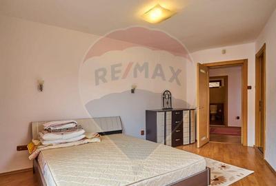 Vila/ Casa de vacanta Predeal/ piscina interioara ! - 11