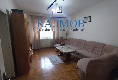 Apartament cu 3 camere decomandat în Ultracentral - 2