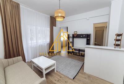 Apartament 4 camere renovat, central, ideal rezidențial sau activitate business - 1