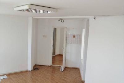 Clădire Istorică Elegantă - Interbelică cu Potențial Comercial - 10