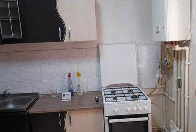 Garsonieră decomandată în Contactoare - 2