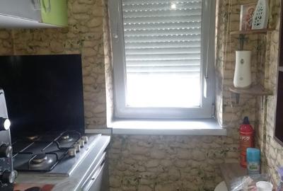 Garsonieră în Micro 14 - 2