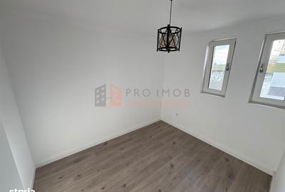 Casă cu 4 camere decomandat în Crâng - 8
