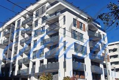 Apartament cu 3 camere semidecomandat în Florești - 2