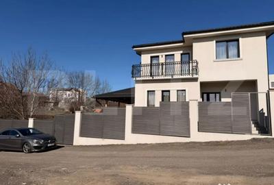 Casă cu 5 camere cu Teren 322 Mp în Central - 18