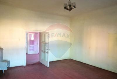 Casa cu istorie in inima Dumbraveniului 15 min. de... - 6