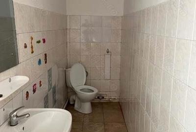 Spațiu comercial, de 205 mp, în Central - 6