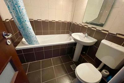 Apartament cu 2 camere decomandat în Rahova