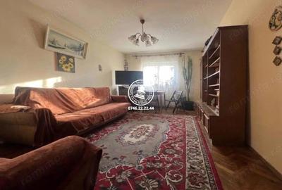 Apartament cu 3 camere decomandat în Nicolina - 2