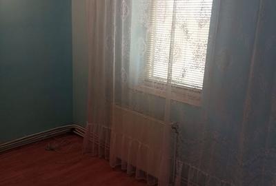 Casă cu 6 camere cu Teren 843 Mp în Livada - 5