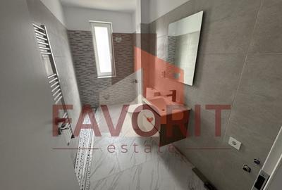 Decomandat.  Spatiu depozitare . Loc de parcare inclus - 16