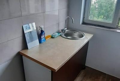 Garsonieră în Apărătorii Patriei - 2