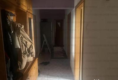 Apartament cu 3 camere decomandat în Răcădău - 5