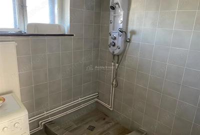 Casă cu 2 camere cu Teren 500 Mp în Cristian - 1