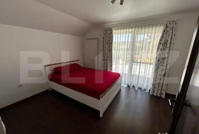 Casă cu 7 camere cu Teren 500 Mp în Central - 9