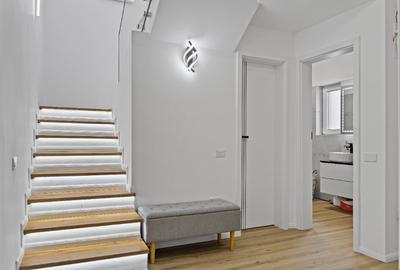 Casă cu 5 camere cu Teren 456 Mp în Berceni - 1