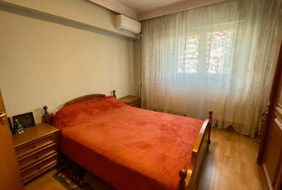 Apartament cu 5 camere decomandat, mobilat în Păcii - 12