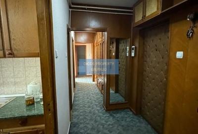 De vanzare apartament 3 camere - 3