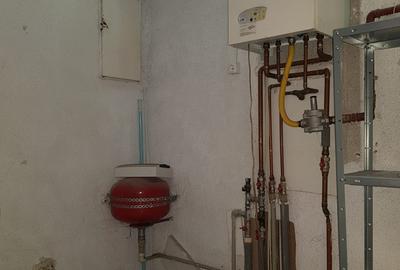 1 mai-metrou,casa  ,ideal firma cu depozitare si birouri,150 mp,parcare ,650 eur - 10