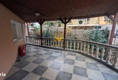 Casă cu 4 camere cu Canalizare în Andrei Mureșanu