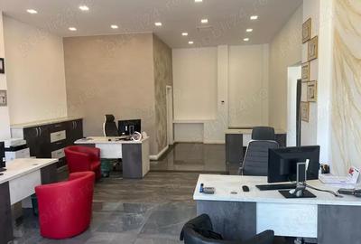 Spațiu comercial, de 60 mp, în Central - 9