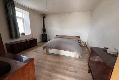 Casă cu 5 camere cu Teren 700 Mp în Goicea - 8