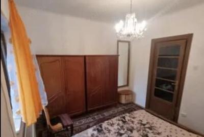 Tineretului sincai vila etaj 1 - 2