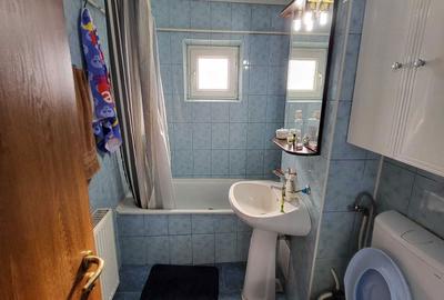Apartament cu 3 camere decomandat în Sud - 2