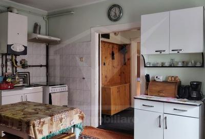 Casă cu 2 camere cu Canalizare în Dâmbul Rotund - 4
