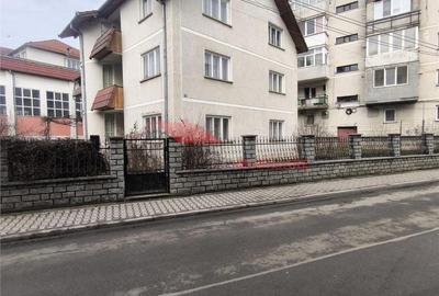 Casă cu 4 camere în Ștefan cel Mare - 1