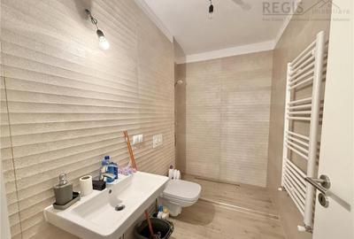 Apartament cu 3 camere decomandat în Tractorul - 2