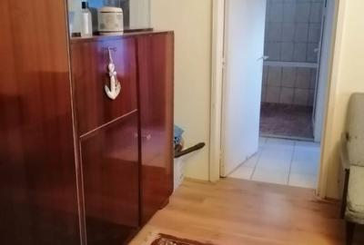 Apartament cu 2 camere nedecomandat în Micro 4 - 6