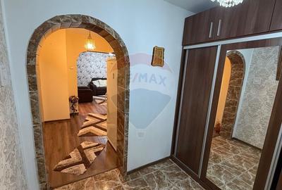 Apartament 3 camere Inspectoratul scolar