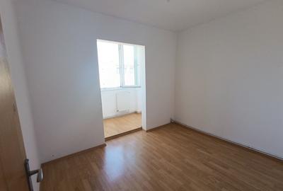 Apartament cu 4 camere decomandat în Bartolomeu - 5
