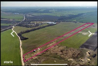 Teren de 14300 mp, în Central