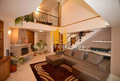 Casă cu 6 camere cu Teren 680 Mp în Găvana