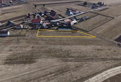 Teren Construcții intravilan de 1493 mp, în Suseni - 2