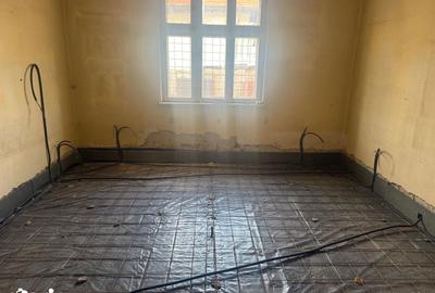 Teren de 1111 mp, în Central - 5