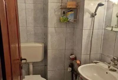 Vand garsoniera strada Patria, zona Boul rosu, Arad - 3
