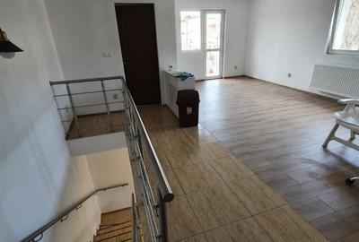 Spațiu comercial, de 210 mp, în Central - 5
