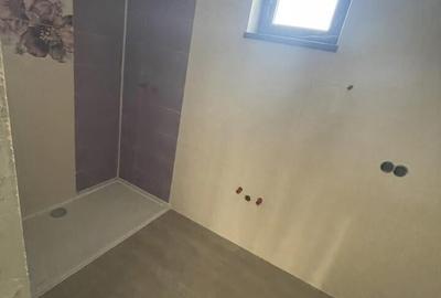 Casă cu 5 camere cu Teren 977 Mp în Urișor - 6