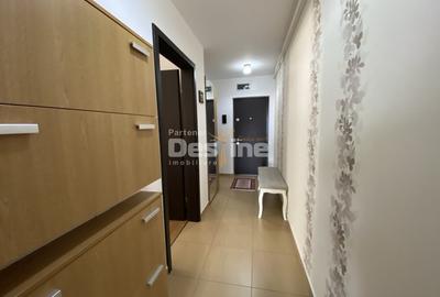 Apartament cu 2 camere semidecomandat în Tractorul - 10
