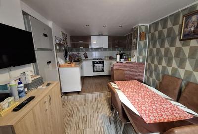 Samurcasi, casa si teren de 1200 mp - 8