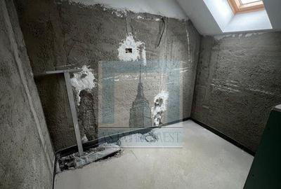 Casă cu 5 camere cu Canalizare în Codlea - 9