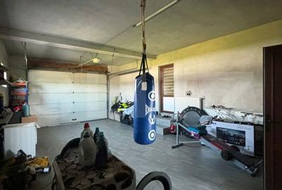 Casă cu 4 camere în Orheiu Bistriței - 5