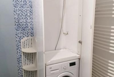 Apartament cu 3 camere semidecomandat în Câmpului