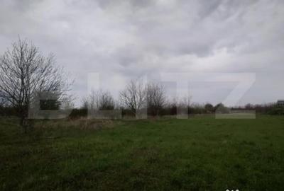 Teren de 3515 mp, în Central - 5