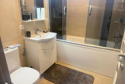 Apartament cu 3 camere decomandat în Ulmi - 12